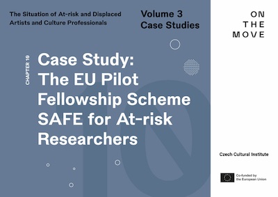 Title of the chapter on a coloured background.